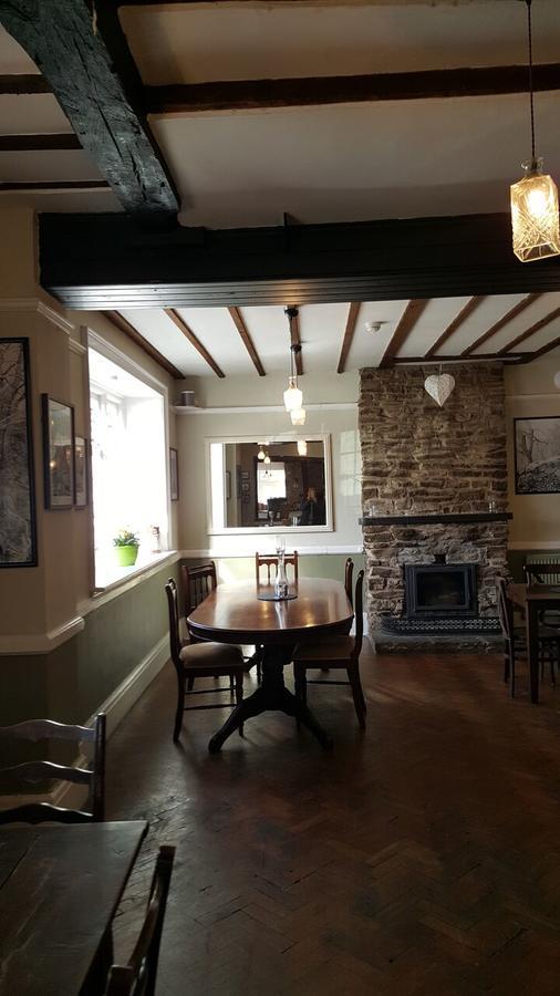 The Crown At Whitchurch Ross-on-Wye Exterior photo